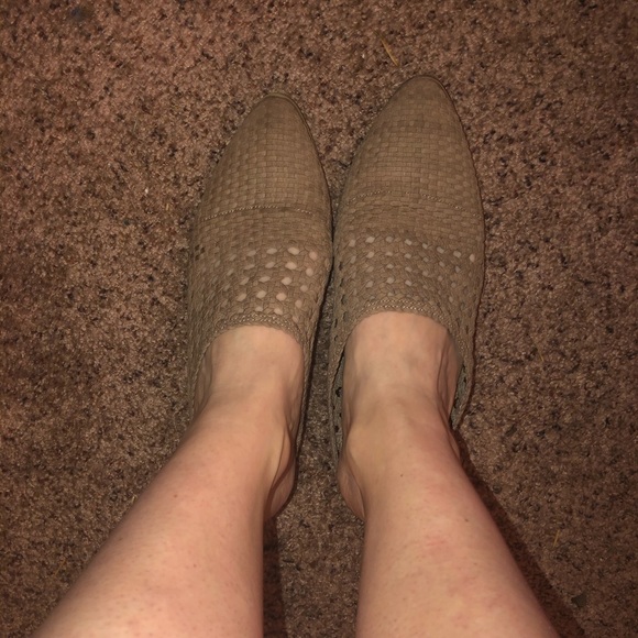 Mules - Picture 4 of 5